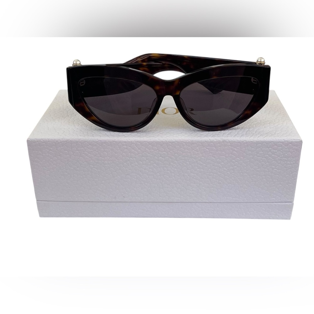 Christian Dior Brown Tortoise Shell Sunglasses NWT